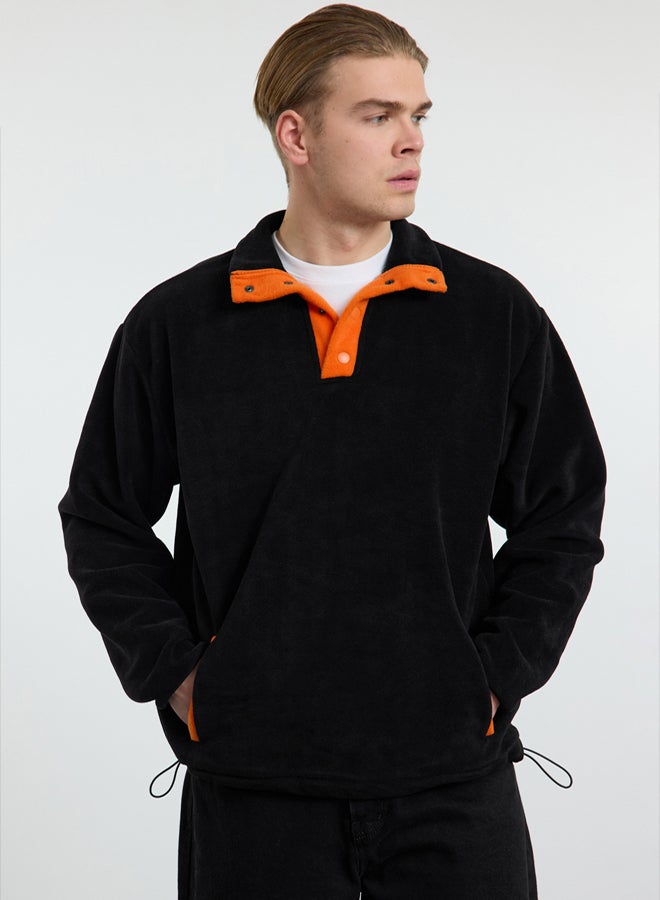 trendyol Black Oversize/Wide Cut Stand Collar Anti-Pilling Warm/Fleece Sweatshirt - Image 1