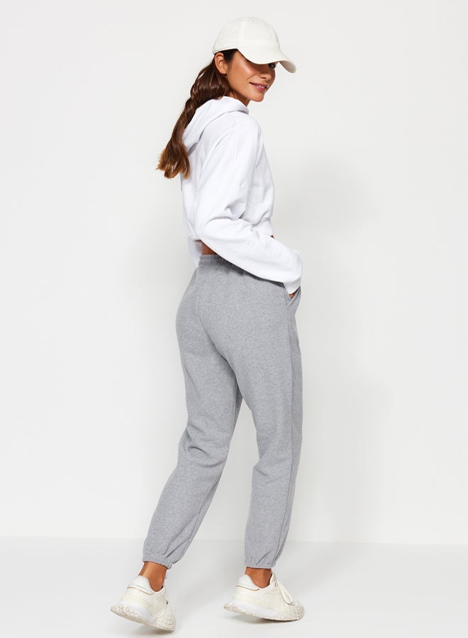 trendyol Light Gray Thessaloniki Comfort Fit Pocket Knitted Sports Sweatpants - Image 5