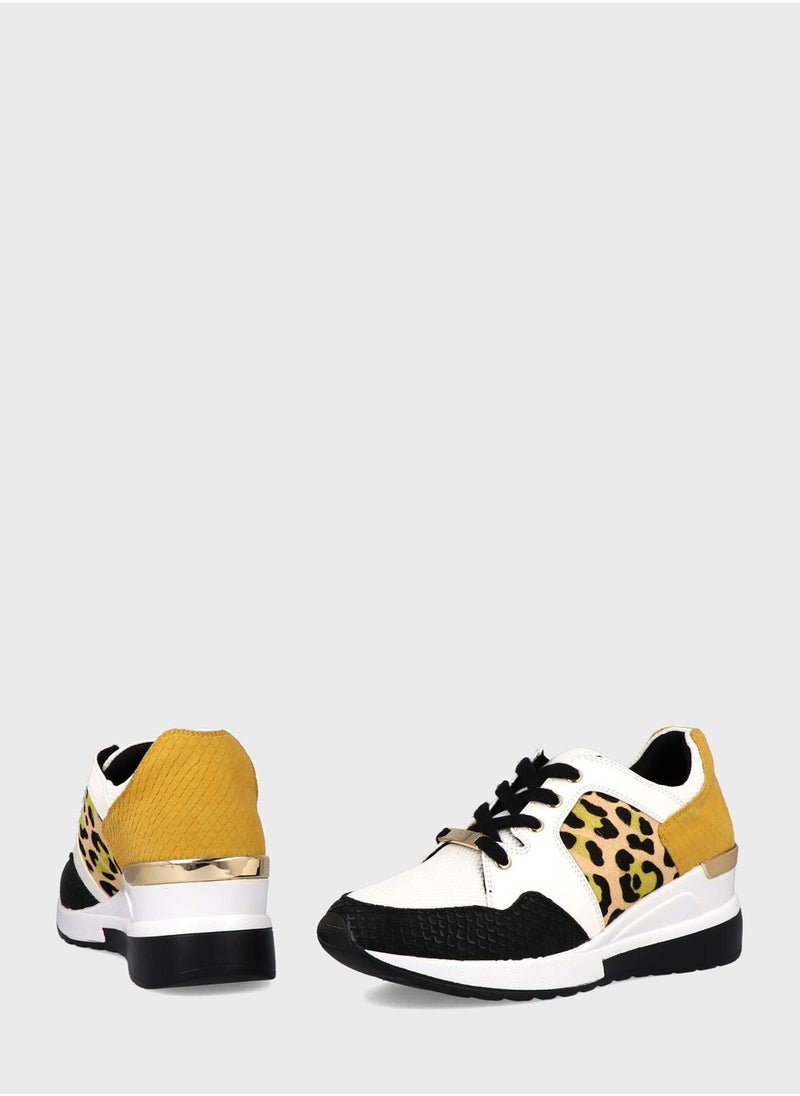 MENBUR Lace Up Low Top Sneakers  - Image 3