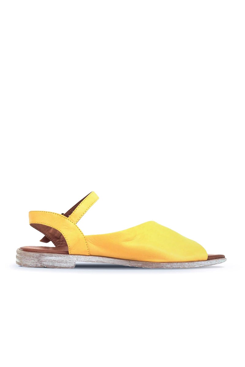 Bueno Easy Wear Flat Sandal - Image 1