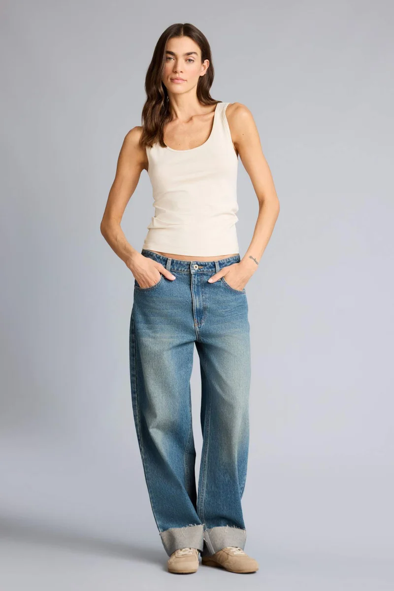 ديفاكتو Slim Fit Basic Round Collar Sleeveless Tank Top