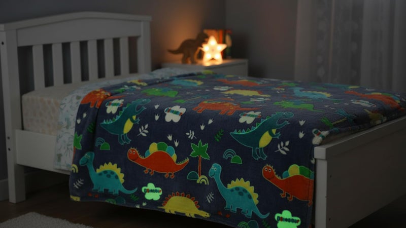 Butterthief Glow in The Dark Radium Blanket for Kids Super Soft & Warm Glowing Blanket for Toddler (100x150 cm, 0-8 Year) - Image 3