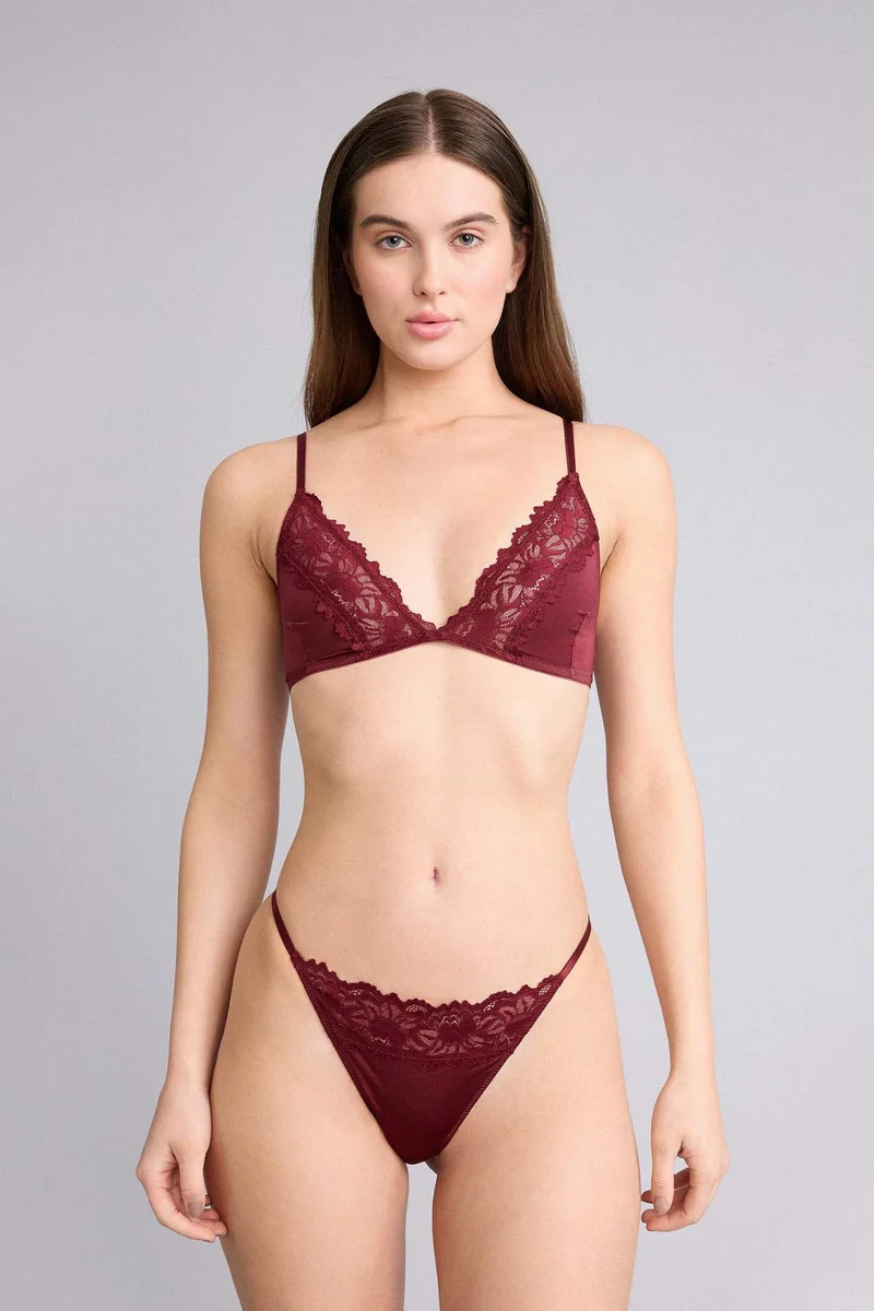 ديفاكتو Satin Slip Panty