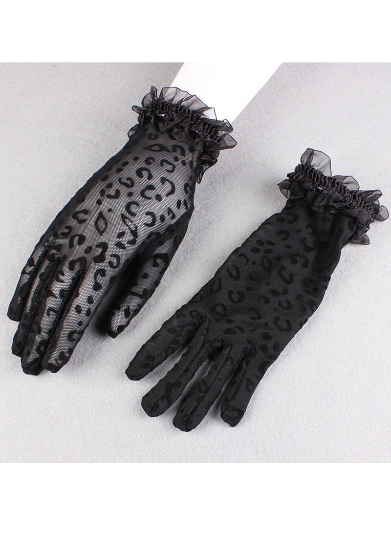 Women's Lace Elegant Short Gloves Courtesy Summer Mittens for Wedding and Tea Party Prom Evening (Black
)  - Image 4