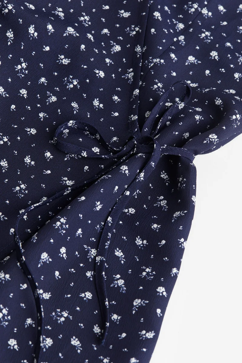 اتش اند ام فستان من الكريب