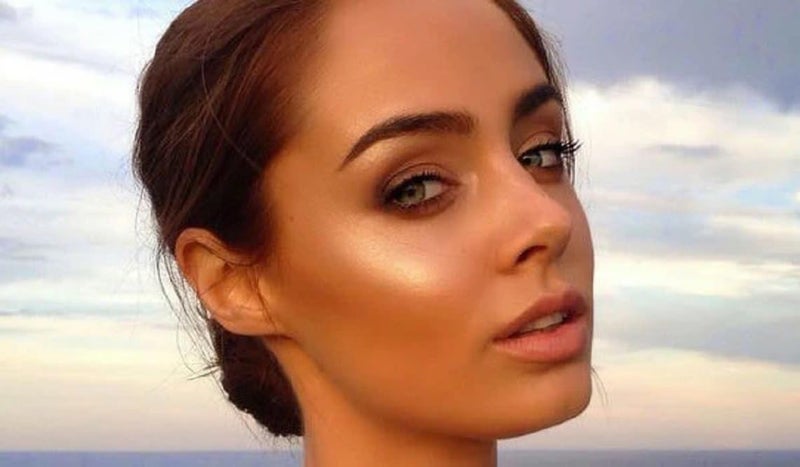 Professional Shimmer Powder Gold Highlighter - Image 5