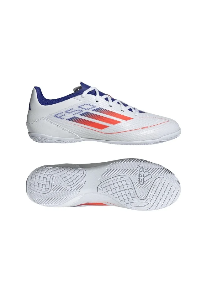 adidas أحذية كرة قدم نادي  باللون الأبيض مقاس