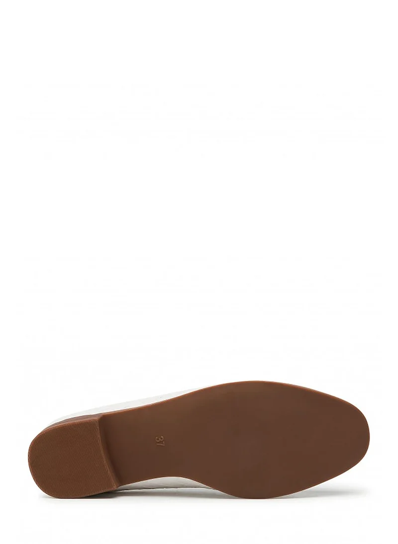Deezee @ CCC Casual Slip Ons