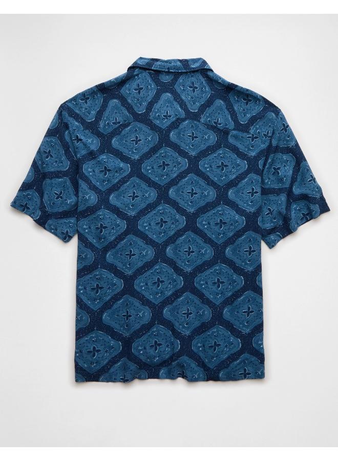 American Eagle An easy, stylish button-up shirt made for kicking back, going out, and everything in between. No pool required!  - Image 2