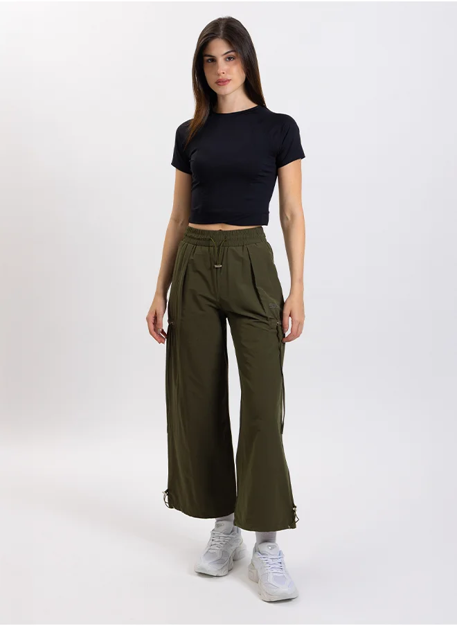 الأشكال   SOFT CROP TOP