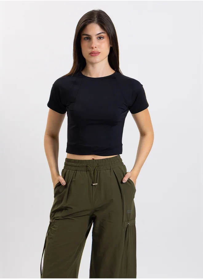 الأشكال   SOFT CROP TOP