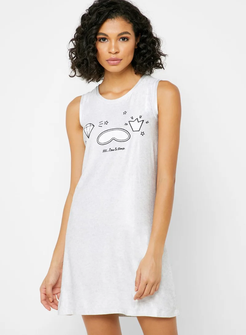 Catherine Graphic Print Chemise & Printed Robe
