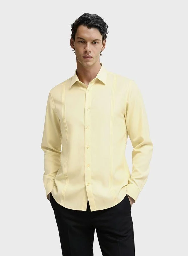 The Indian Garage Co Men Slim Fit Solid Round Neck Full Sleeves Shirt