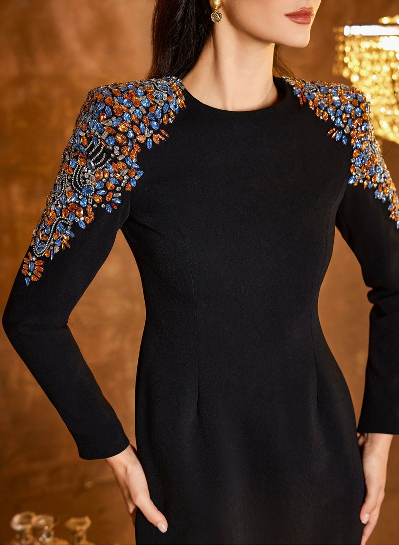 Madam Uniq Embellished Shoulder Sheath Dress Long-sleeved dress decorated with beads and elegant jewelry - Image 5