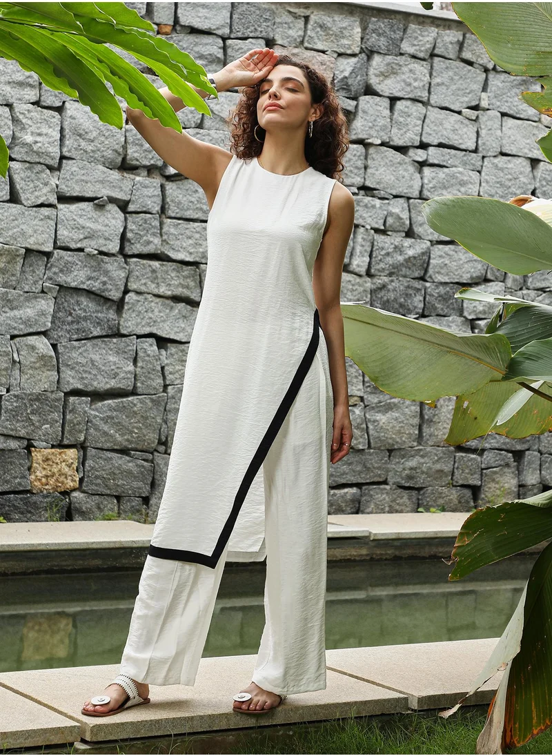  قصة Women's Daisy White Contrast Tilt Kurta Set