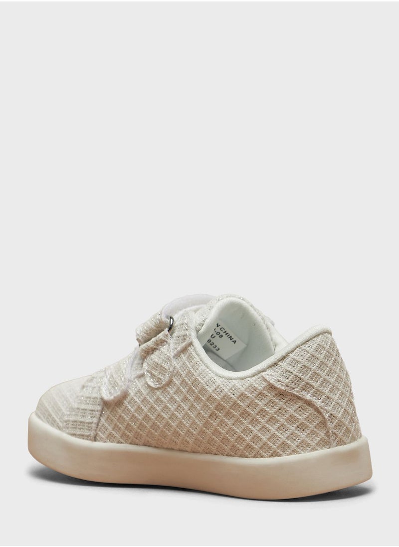 shoexpress - Kids Velcro Sneakers - Image 1