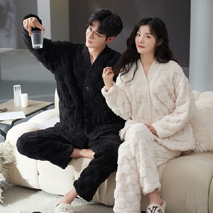 Couple Pajamas Coral Fleece Home Clothes For One Man And One Woman Flannel Thickened Fleece-Lined Warm Kimono Suit - Image 1
