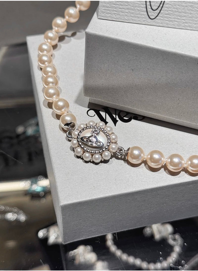 Vivienne Westwood Vivienne Westwood round pendant pearl necklace set with small pearls  - Image 3