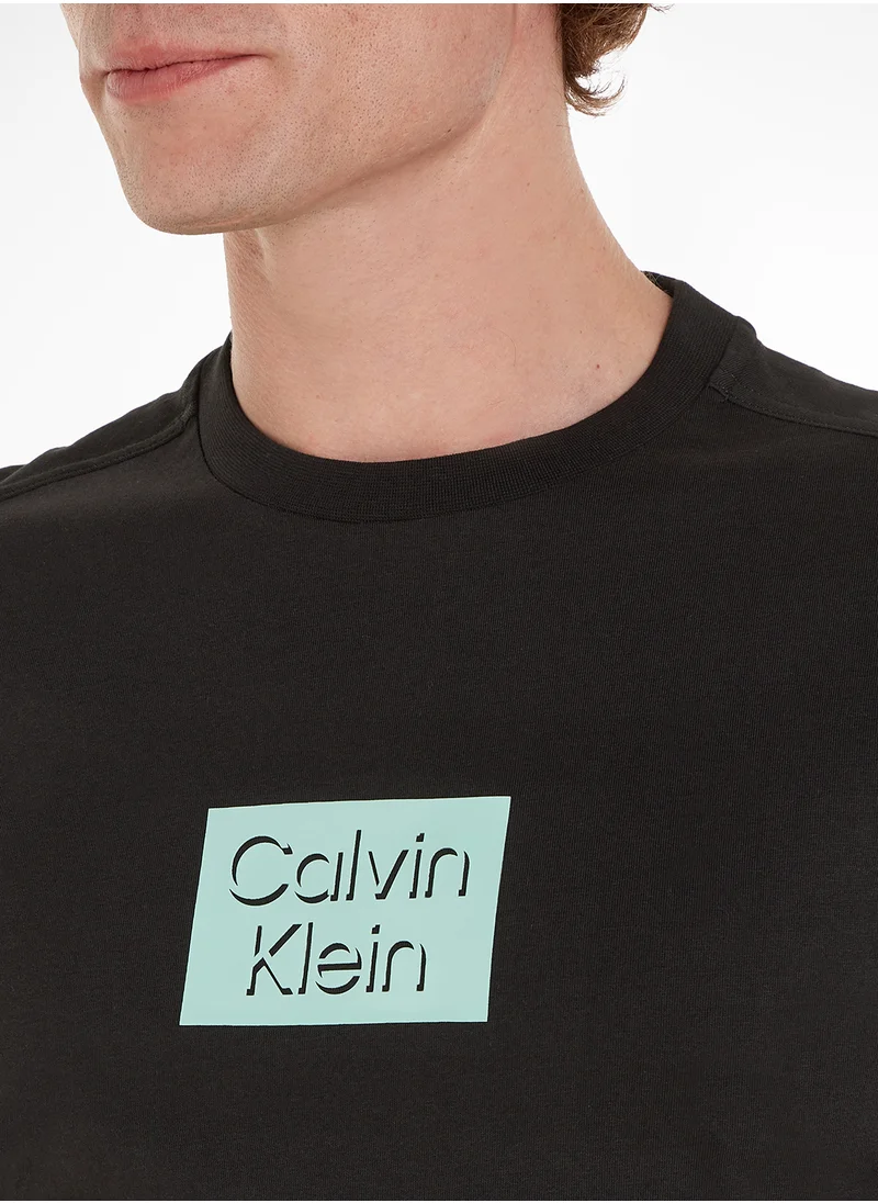 CALVIN KLEIN Logo Crew Neck T-Shirt