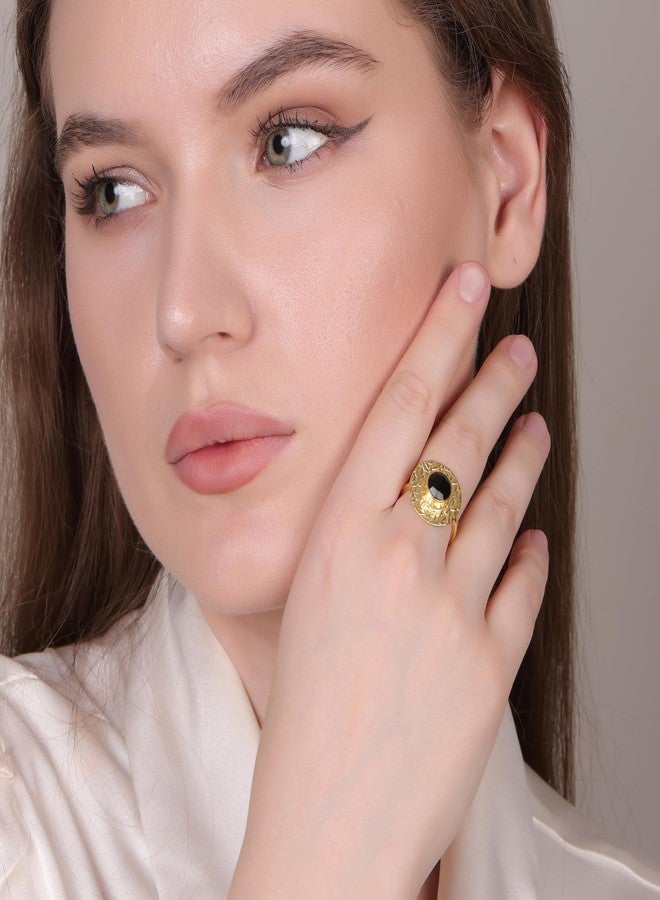 DuaBlack Onyx Adjustable Round Ring – 18kt Gold Plated Brass for Women - Image 3