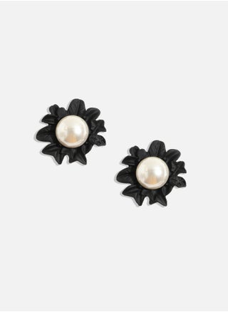 Classic Charisma Exquisite Studs - pzsku/Z464B3A0098A1CAADB5FEZ/45/_/1731830407/81fa2aab-5aa9-4615-b348-a575f6f97c51