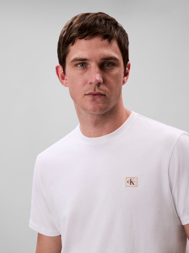 كالفن كلاين جينز تيشيرت ببادج - Image 2