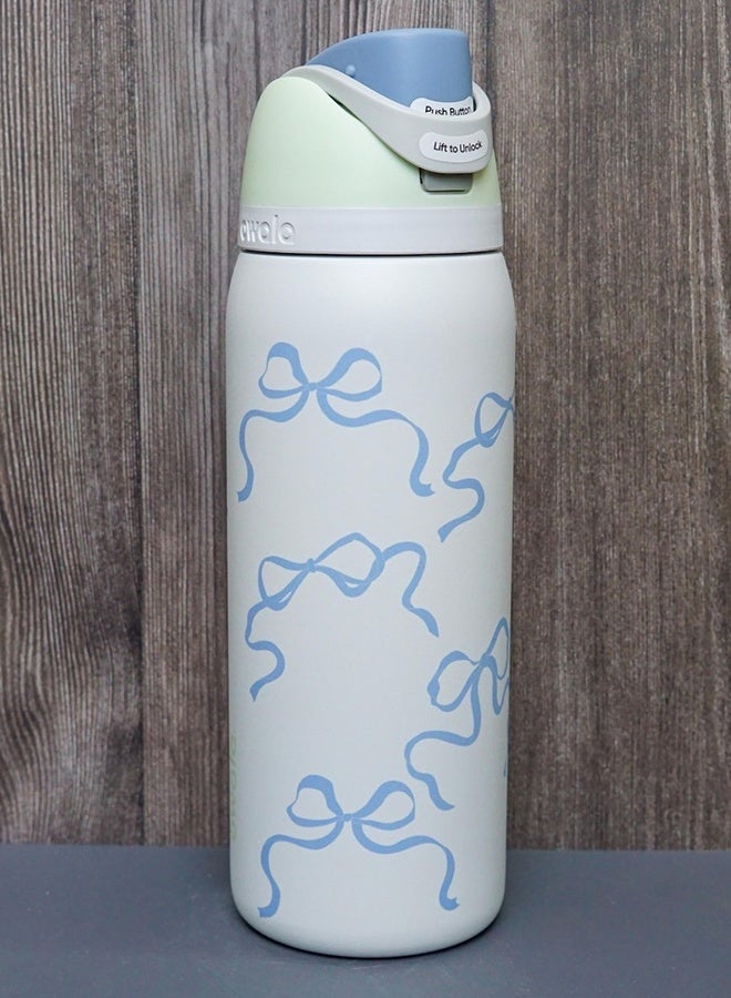 FreeSip Insulated Stainless Steel Water Bottle with Straw for Sports, Travel, and School BPA-Free Sports Water Bottle - Image 4