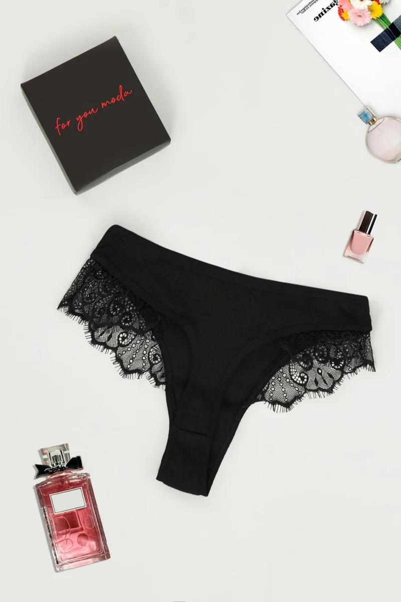 فور يو لانجري Datelli V Detailed Boxed Black Slip Panties