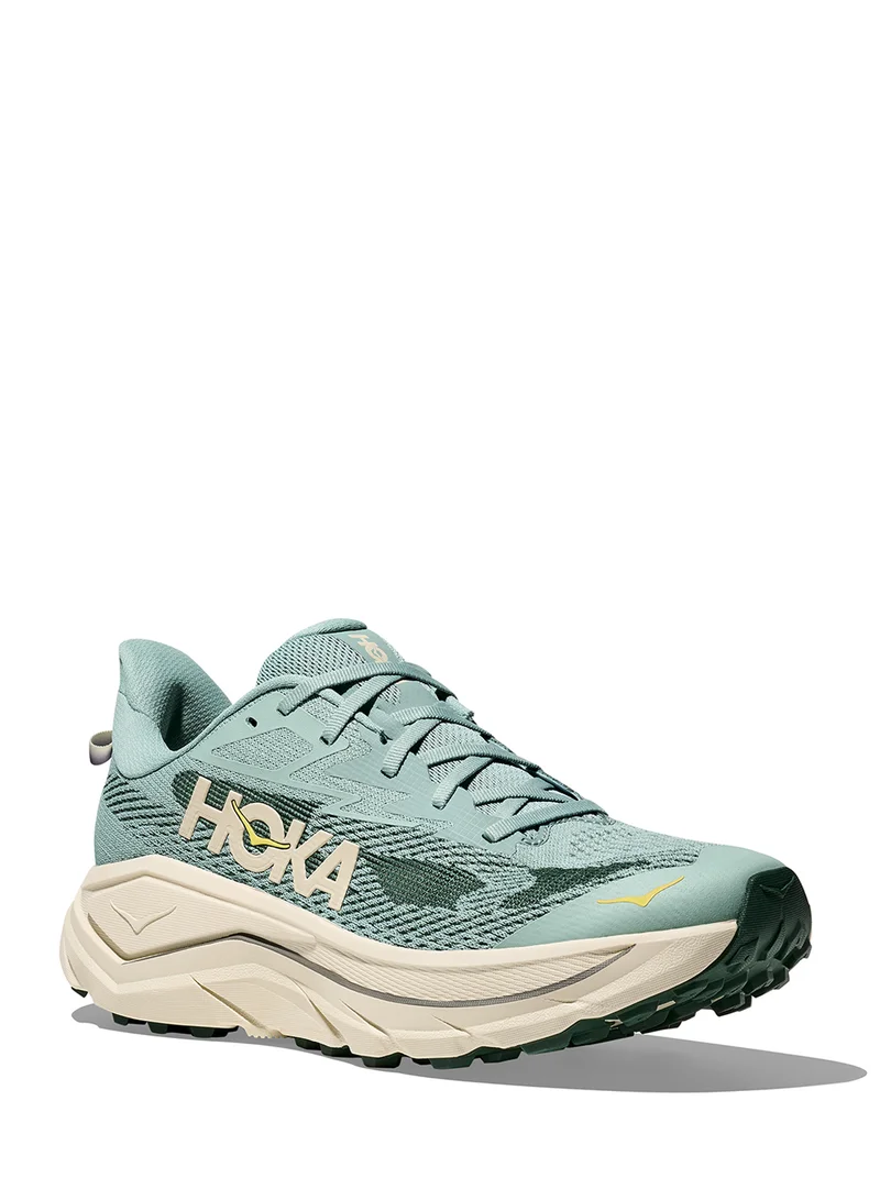 Hoka Challenger 8