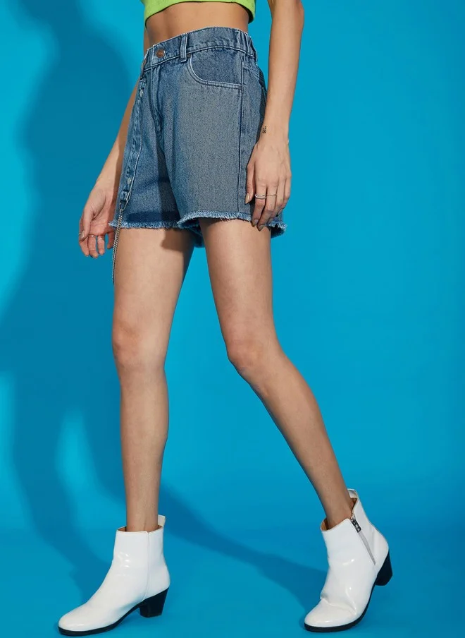 SASSAFRAS Blue Denim Shorts With Chains For Women