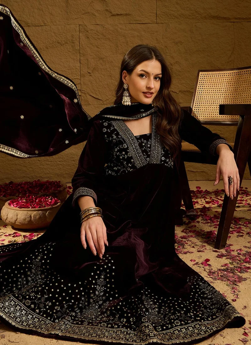 زيري سوق Purple Velvet Floral Printed 3-Piece Anarkali Set