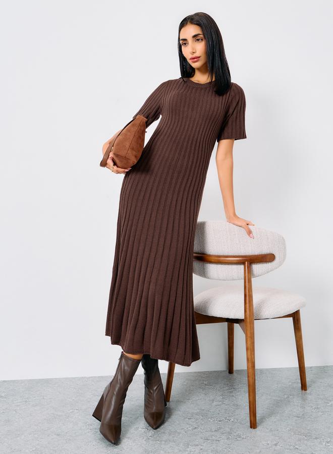 Styli Brown Pleated Sweater Midi Dress - Image 1