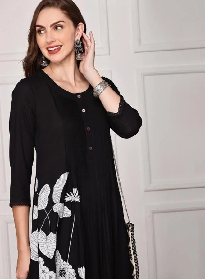 ISHIN Women's Black Rayon Printed Tunic Straight Fit Kurta