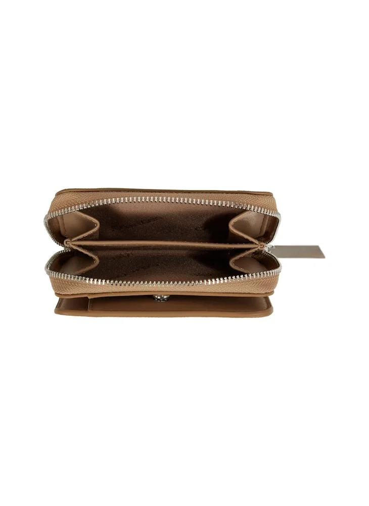 كالفن كلاين Must Medium Zip Around Wallet