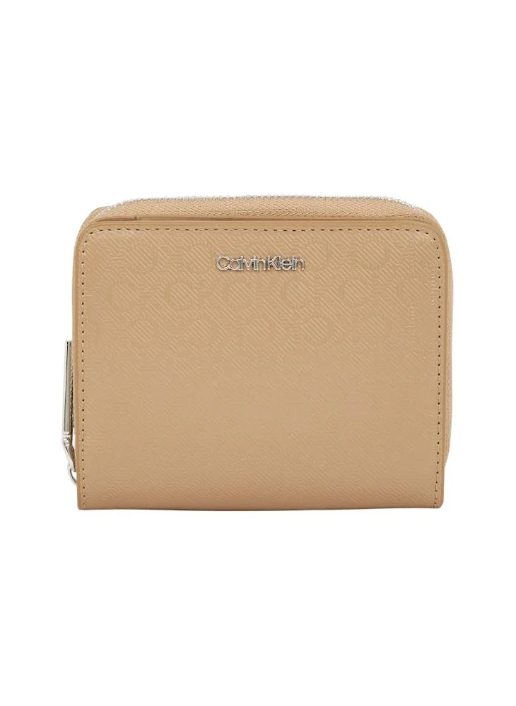 CALVIN KLEIN Must Medium Zip Around Wallet