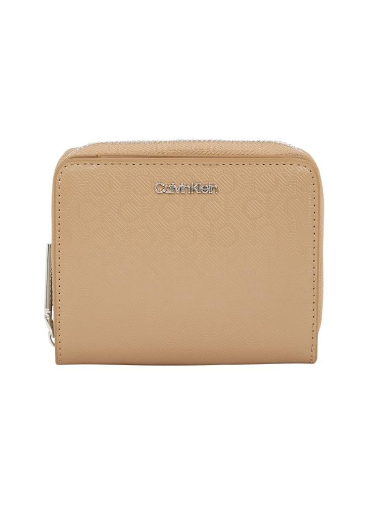 CALVIN KLEIN Must Medium Zip Around Wallet  - Image 1