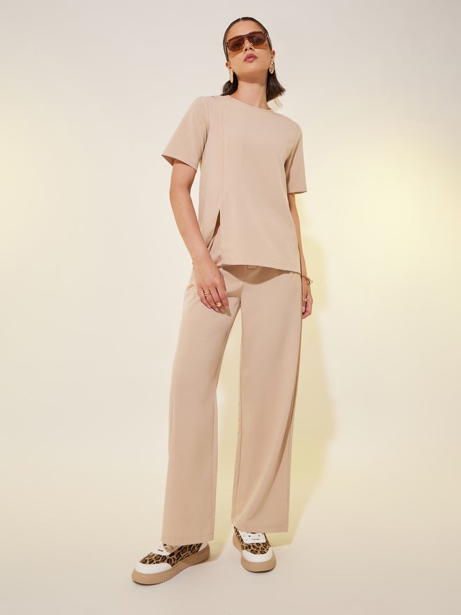 تايك تو طقم علوي وسروال قصير بأكمام قصيرة غير متماثل من تيك تو سوليد - Image 2