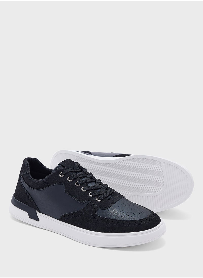 Perforation Design Casual Sneakers
