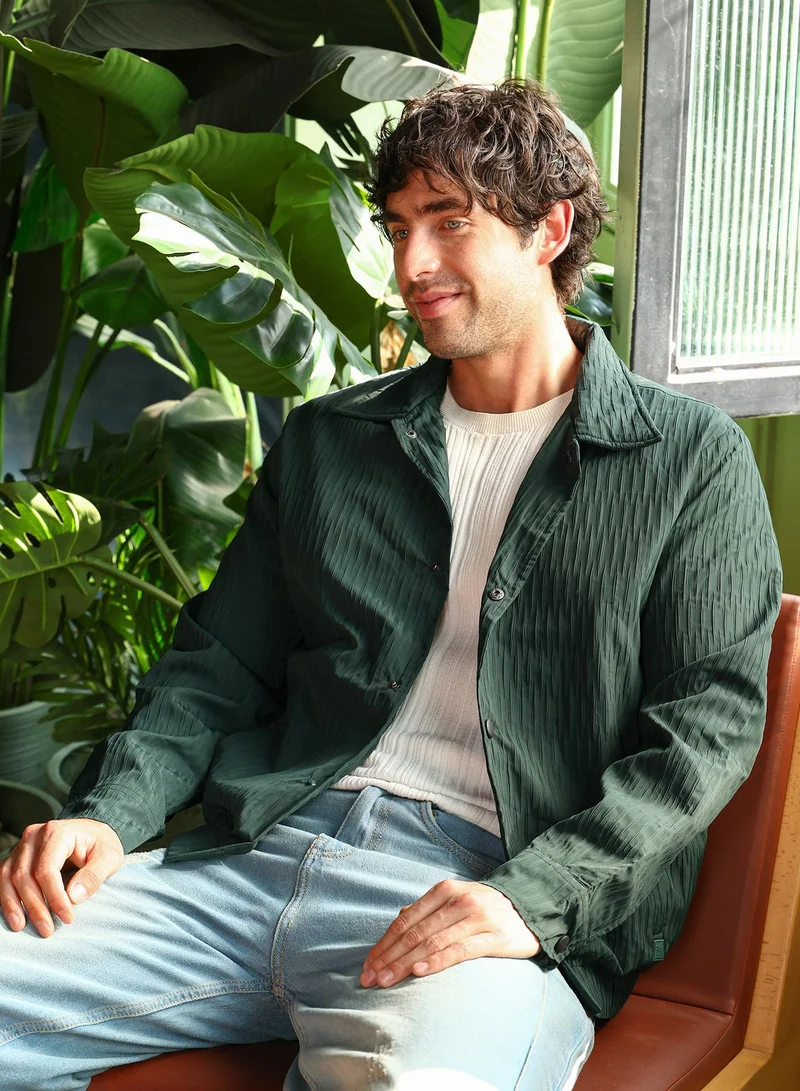 Campus Sutra Men Crease-Tactile Bomber Jacket | Point Collar, Long Button-Cuff Sleeves | Snap Button , Stretch-Straight Hem | Solid Textured | Woven Fabric For Casual & Daily Wear | Emerald Green