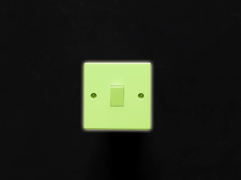 Rust-Oleum 278733 Glow in The Dark MAX Spray Paint, 10 oz - Image 3