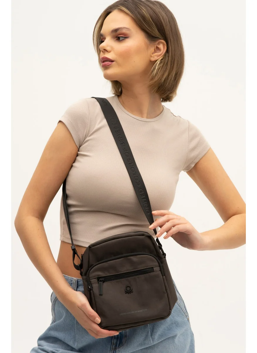 يونايتد كولورز أوف بينتيون Benetton Men's Crossbody Bag Gray BNT1262