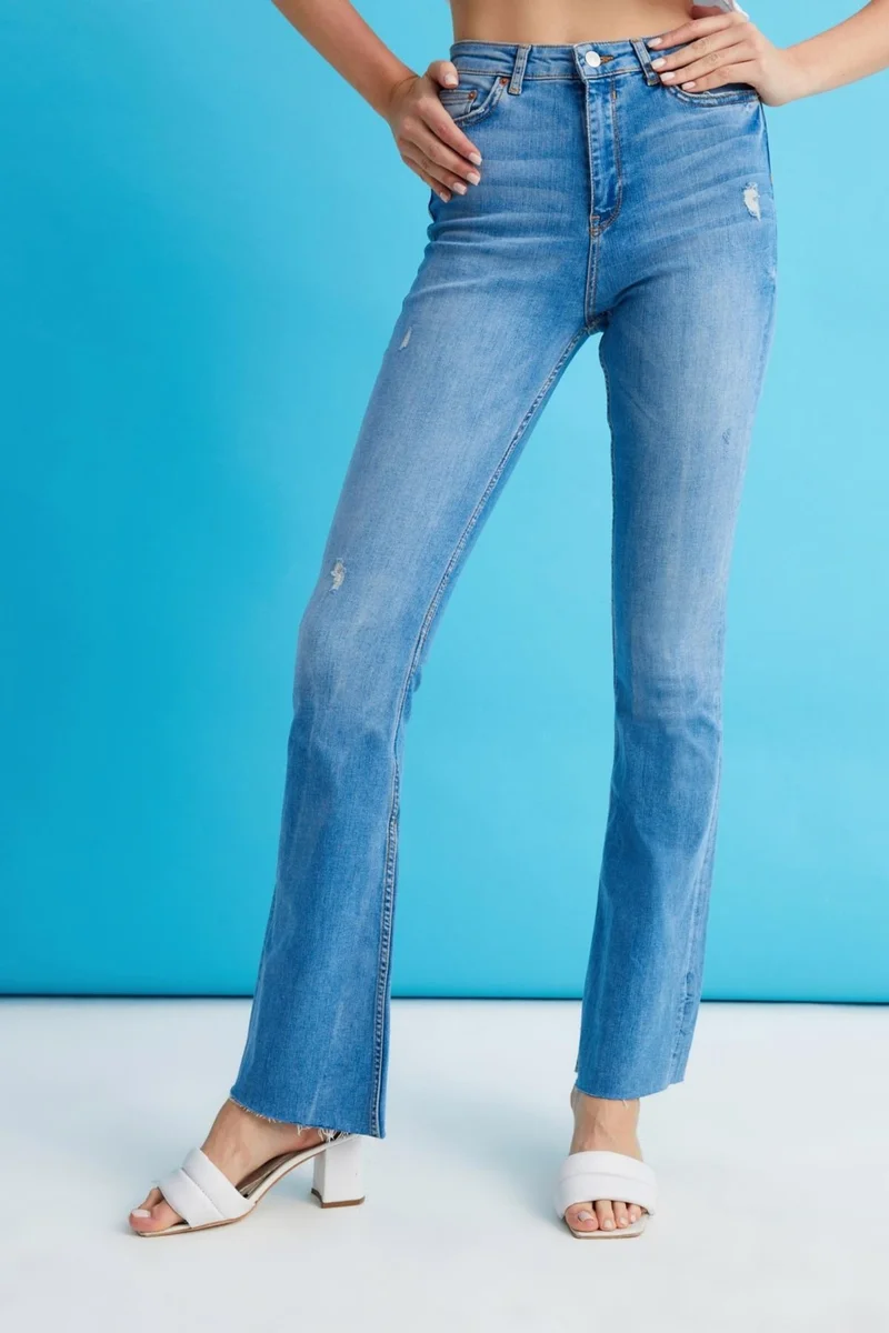 الكسندر جاردي High Waist Flare Jeans (B22-CML-PN-06)