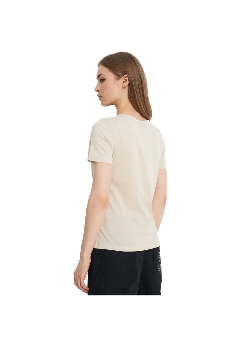 Termit تي شيرت نسائي جرافيك بيج فاتح من تيرميت - قصّة ضيقة، قطن ناعم، قماش قابل للتنفس، أزياء شوارع أنيقة، مريحة ومتعددة الاستخدامات للارتداء اليومي - Image 3