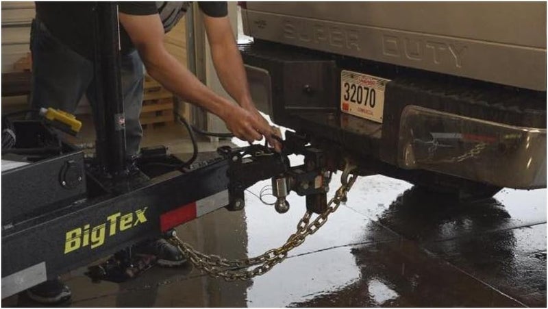 KingChain 426181 3/8-inch x 5 ft. Gold Chromate Tractor Safety Binder Chain with Clevis Grab Hook Hook and Attachment Ring, 6600 lb. Load Capacity, Grade 70, for Farming, Logging, Construction - Image 3