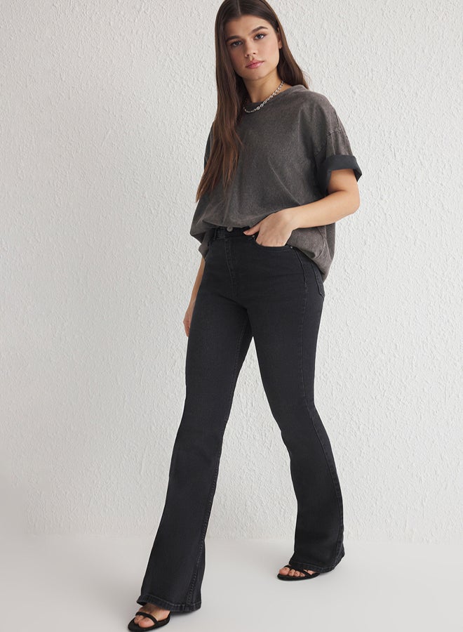 trendyol Black High Waist Flare Jeans - Image 2