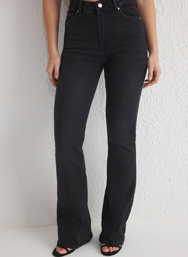 trendyol Black High Waist Flare Jeans - Image 3