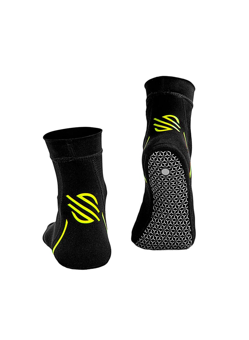 Sanabul  New Item Foot Grip Socks For Men & Women | Mma, Kickboxing, Wrestling, Pilates, Yoga Anti Slip Socks, Non Slip Socks (Xsmall, Green)  - Image 3