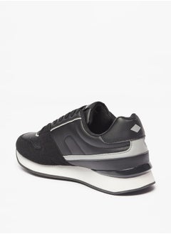 Lee Cooper حذاء رياضي رجالي مزين بشعار مع رباط للإغلاق  - Image 2