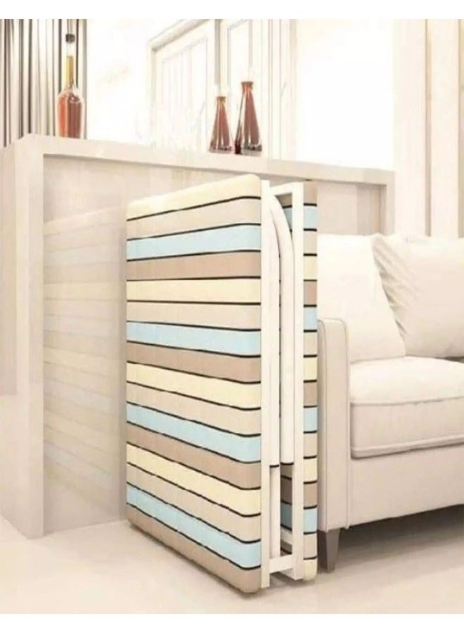 كيكي سرير قابل للطي مصنوع من مرتبة لاتكس مع مساحة تخزين وعجلات، المقاس: الطول 188 سم × العرض 90 سم، الارتفاع 40 سم - Image 1