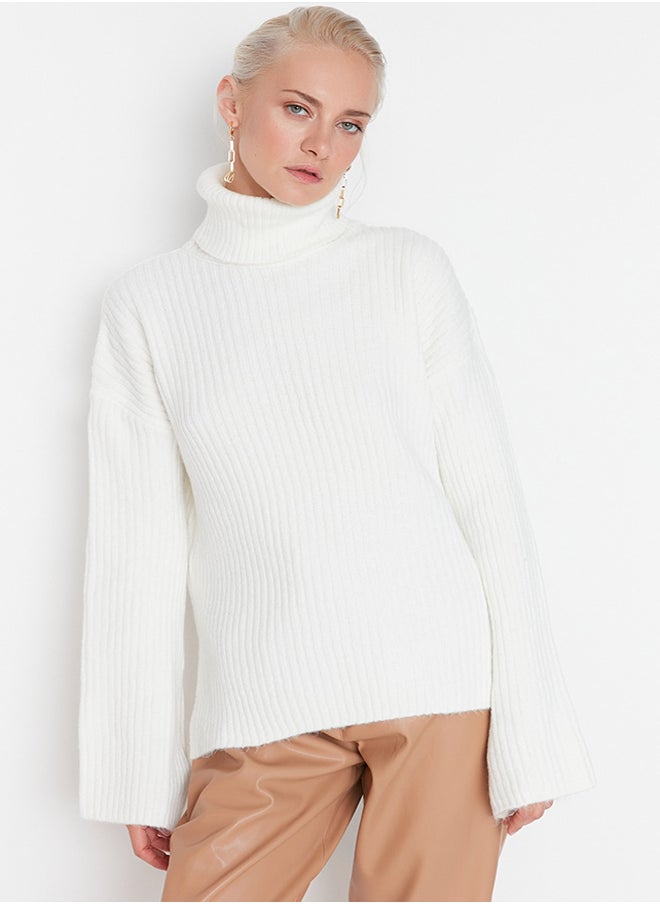 Sweater - White - Oversize - pzsku/Z4673DC65644A1663C407Z/45/_/1730941479/e0ffcbc2-348d-4697-8249-a8786ddb3698